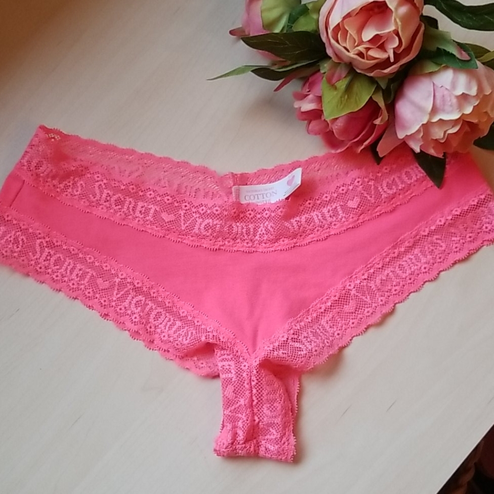Victoria's Secret panties, coral pink, cute!